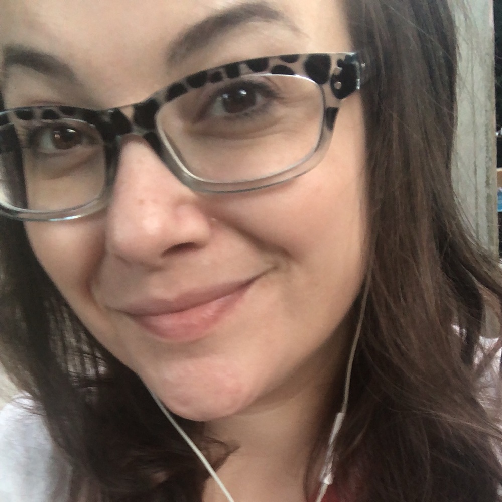 Meet your Posher, Cassondra